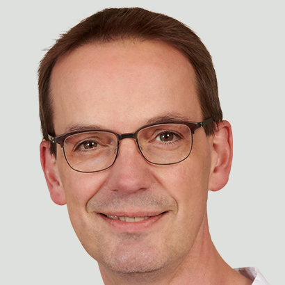 Dr Carsten Triller